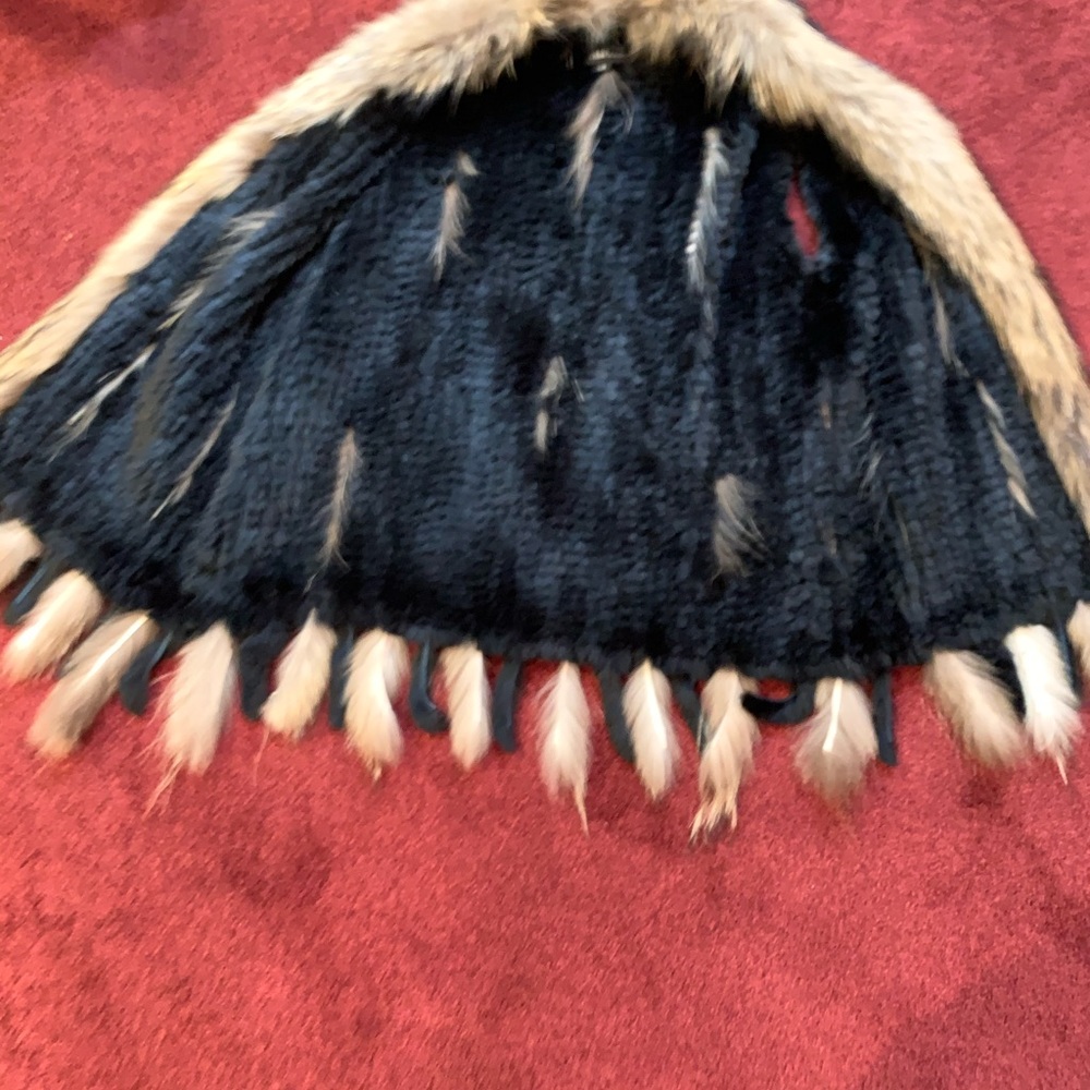 New Rabbit Fur Vest - Picture 5 of 7
